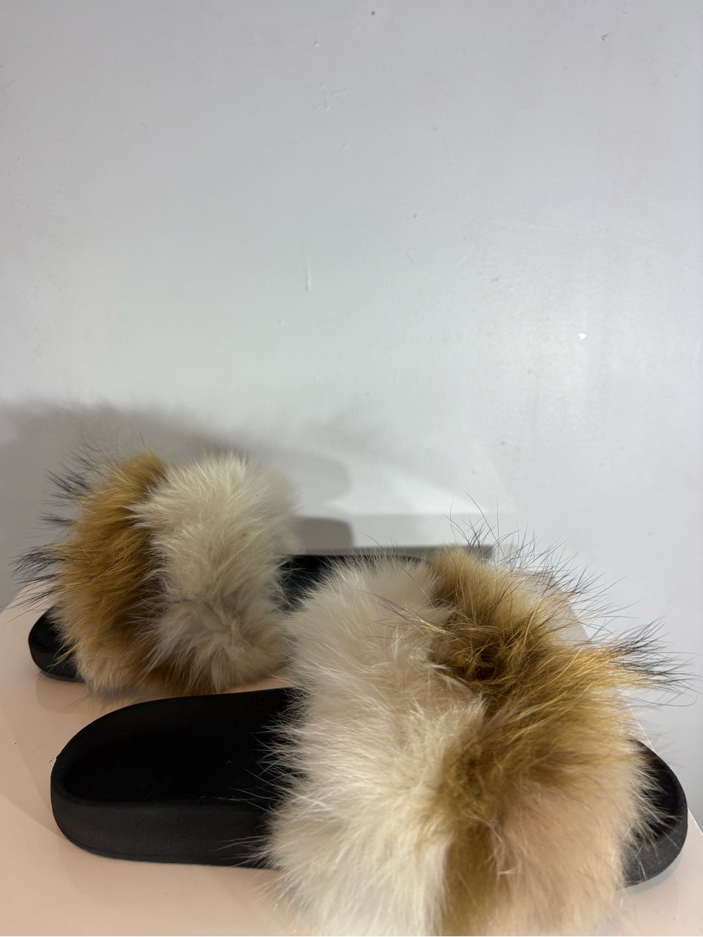 Genuine Fur Slide Sandals Women’s US 7 Black Slip-On - Picture 6 of 10